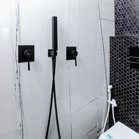 Velvet Escapes: Blanc Apartment Athens
